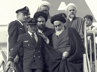 بازگشت امام به ایران