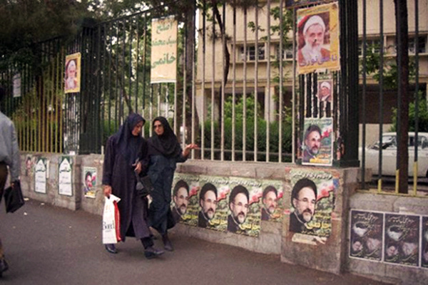از امتناع موسوی تا پیروزی خاتمی/ مروری بر انتخابات دوم خرداد ۷۶