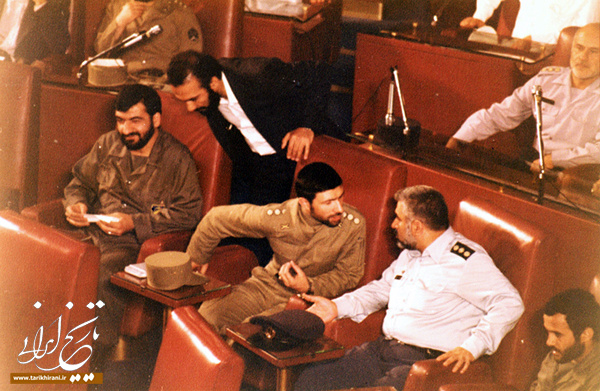 محسن رضایی و صیاد شیرازی در مجلس