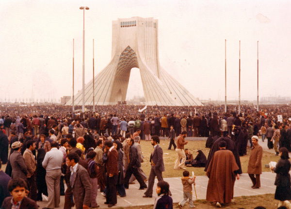 گفت‌وگوی تاریخ ایرانی با استیو مالبرگر: انقلاب اسلامی شبیه مشروطه بود