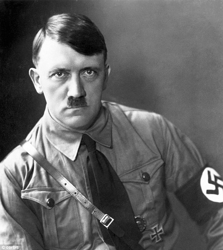 جنون پنهان آدولف هیتلر؛ پیشوا چگونه نابینا شد؟