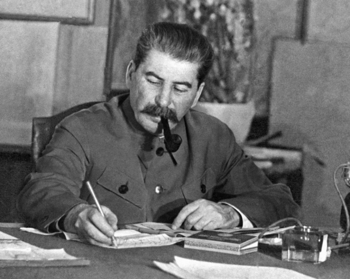 استالین؛ آخرین کتابخوان آزاد شوروی