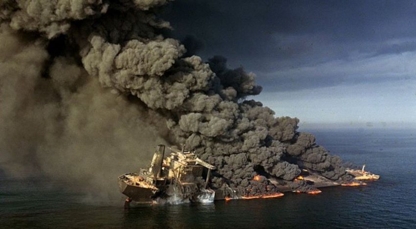 ترس صدام از درس ایران؛ جنگ روی دریا