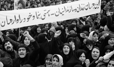 طرح جبهه ملی و کانون معلمان برای کنارهگیری شاه