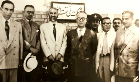 مصدق پیشنهاد داد انگلیسیها در شرکت نفت بمانند