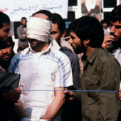 صورت‌جلسات شورای انقلاب-۹/ شاه را اخراج کنند تا گروگان‌ها را آزاد کنیم